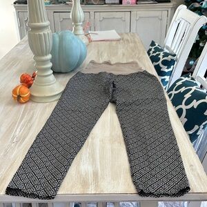 MOTHERHOOD MATERNITY black/white size M FITS LIKE 10/12 in regular straight leg
